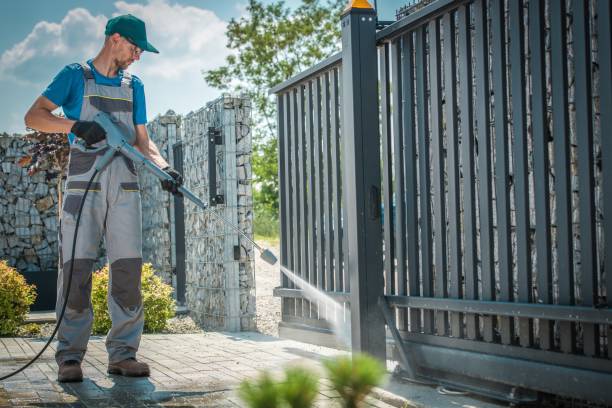 Best Gutter Cleaning and Brightening in Angola On The Lake, NY